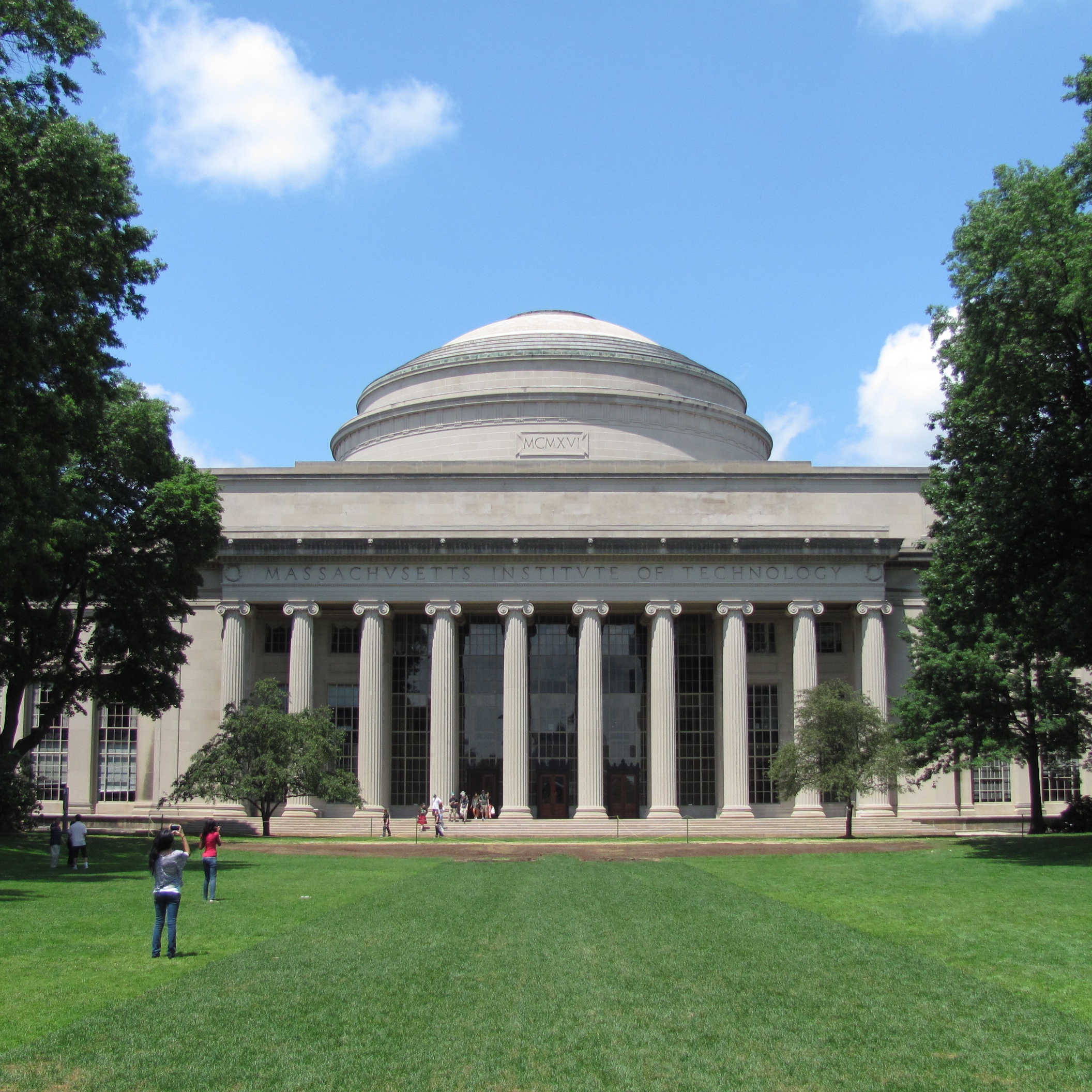 Massachusetts Institute of Technology